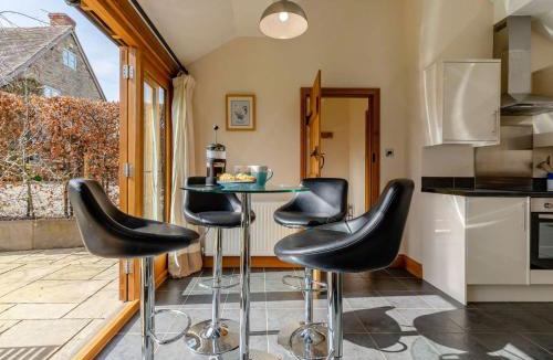 Ludwel House | 2 Bed in Ludlow 59293