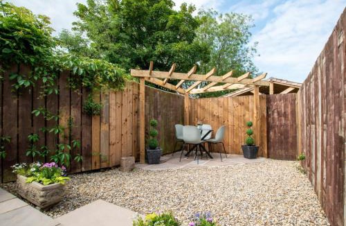 Great Broughton House | 2 Bed in Great Broughton 94220