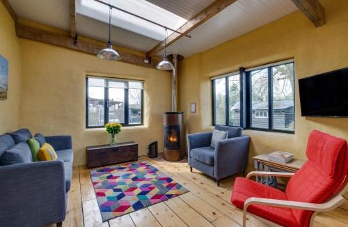 Stowmarket House | 2 Bed in Haughley oc-strb