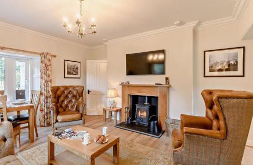 Hawick House | 2 Bed in Hawick 91905