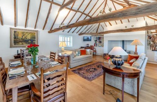 Cowbeech House | 2 Bed in Hellingly oc-b29393