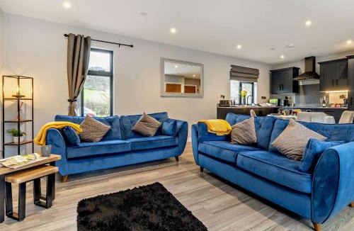 Tirabad House | 2 Bed in Heyope 94202