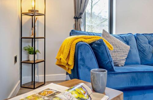 Tirabad House | 2 Bed in Heyope 94202