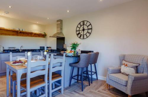 Cowling House | 2 Bed in Keighley oc-85669