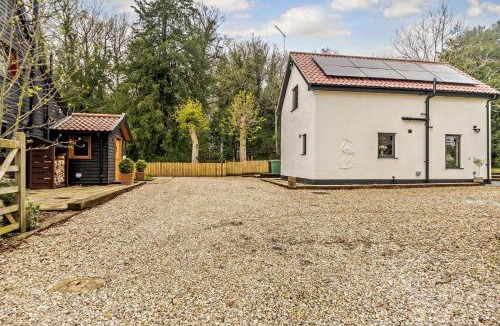Hethel House | 2 Bed in Ketteringham oc-p27381