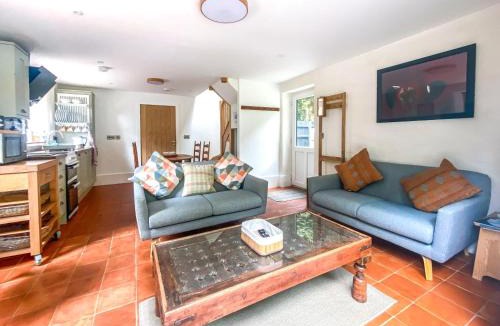 Hethel House | 2 Bed in Ketteringham oc-p27381