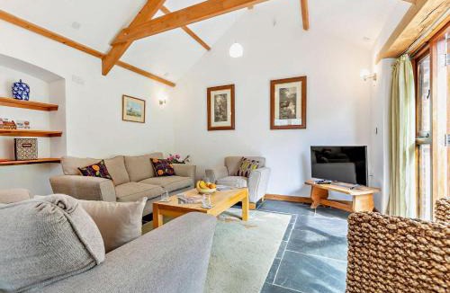 Brazzacott House | 2 Bed in Launceston oc-02043