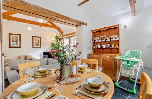 Brazzacott House | 2 Bed in Launceston oc-02043