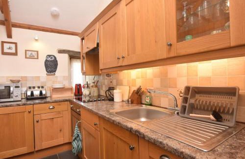 Congdon's Shop House | 2 Bed in Launceston oc-congs