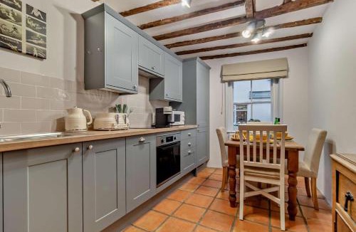 Lavenham House | 2 Bed in Lavenham oc-t30056