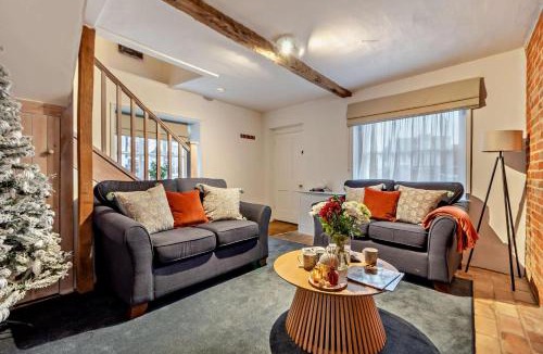 Lavenham House | 2 Bed in Lavenham oc-t30056