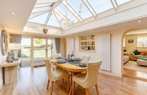 Rowlands Gill House | 2 Bed in Lintz Green 89758