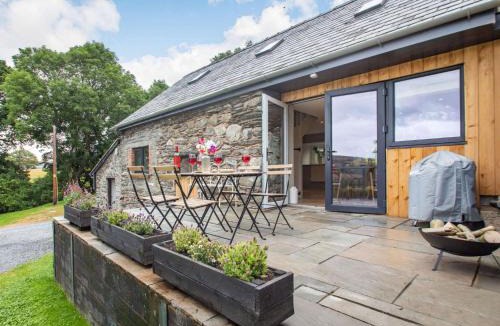 Llandrillo House | 2 Bed in Llandrillo 88598