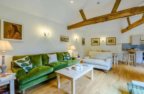 Easebourne House | 2 Bed in Midhurst 88939