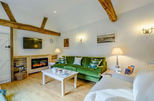 Easebourne House | 2 Bed in Midhurst 88939