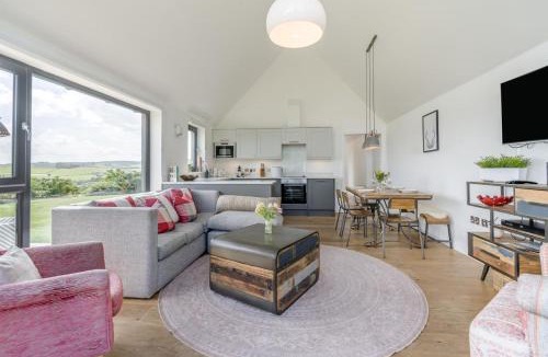 Cupar House | 2 Bed in Newburgh oc-g32594