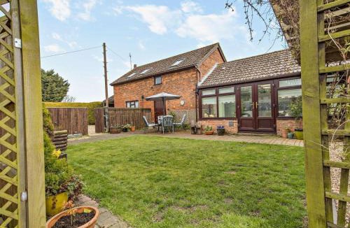 North Somercotes Apartment | 2 Bed in North Somercotes 74152