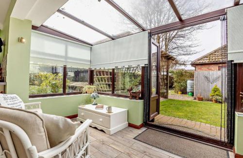 North Somercotes Apartment | 2 Bed in North Somercotes 74152