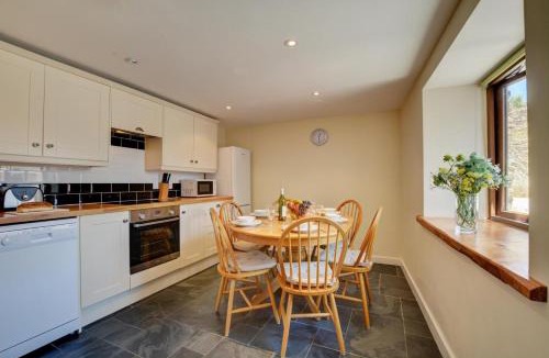 Porthcothan House | 2 Bed in Padstow oc-p00282