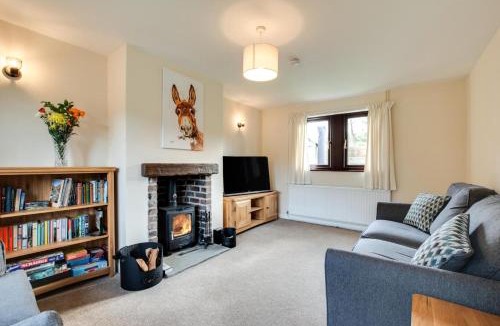 Parwich House | 2 Bed in Parwich oc-c27468