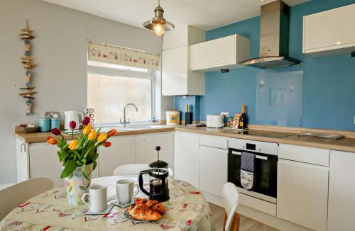 Pevensey House | 2 Bed in Pevensey Bay BT070