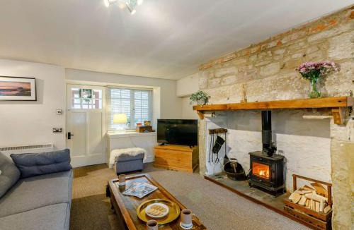 Powburn House | 2 Bed in Powburn 90310