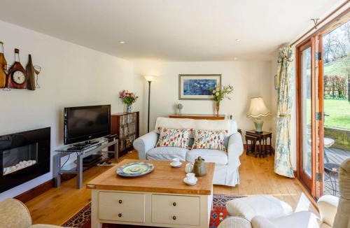 Presteigne House | 2 Bed in Presteigne 75066