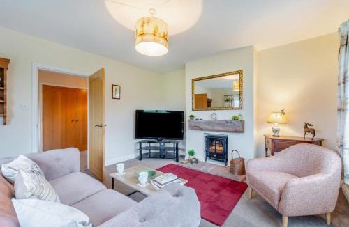 Penrith House | 2 Bed in Renwick oc-h34195