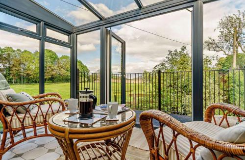 Richmond House | 2 Bed in Richmond oc-83085