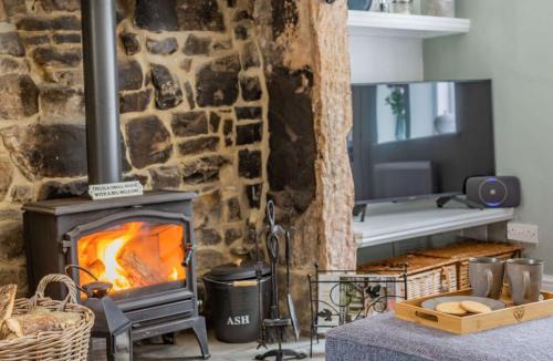 Rothbury House | 2 Bed in Rothbury 87902