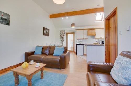 Aldborough House | 2 Bed in Roughton oc-1734