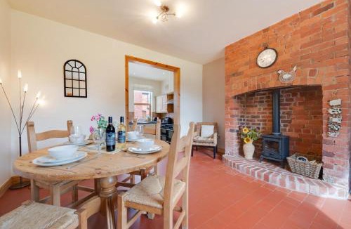 Overton-on-dee Apartment | 2 Bed in Ruabon oc-waf253