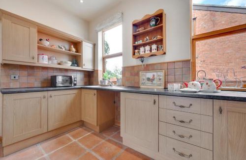 Overton-on-dee Apartment | 2 Bed in Ruabon oc-waf253
