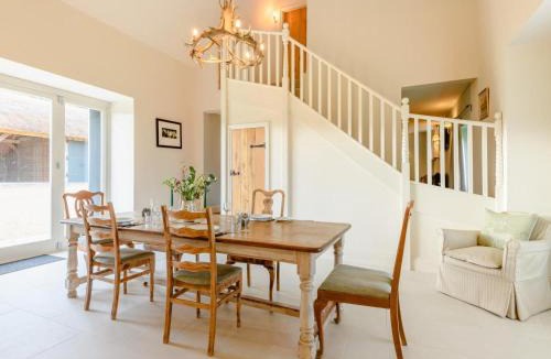 Fonthill Bishop House | 2 Bed in Salisbury oc-78165