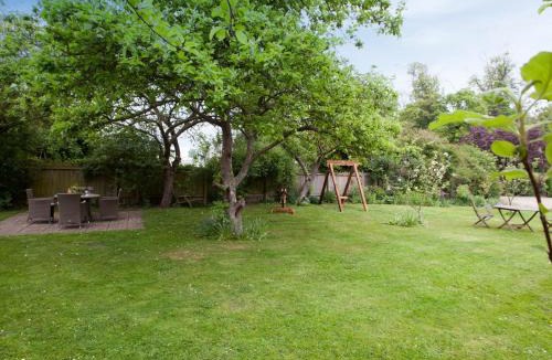 Saltmarshe House | 2 Bed in Saltmarshe G0104