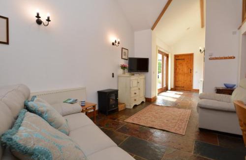 Alweston House | 2 Bed in Sherborne FOLKI