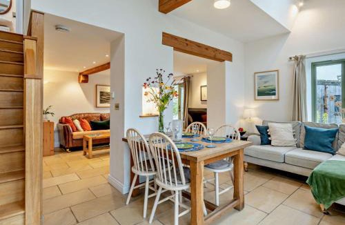 Skelsmergh House | 2 Bed in Skelsmergh 95480