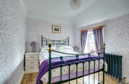 Sleights House | 2 Bed in Sleights oc-wa228a