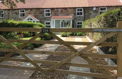 Sleights House | 2 Bed in Sleights oc-wa228a