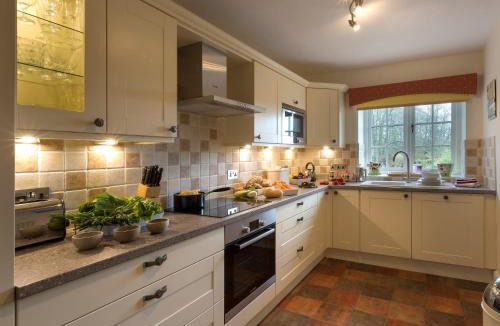 Crosthwaite Apartment | 2 Bed in Starnthwaite LCC35