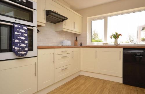 Anderby Creek House | 2 Bed in Sutton On Sea 42804