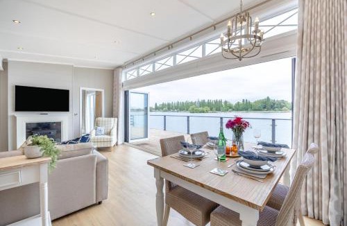 Frognall House | 2 Bed in Tallington oc-b32208