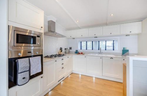 Frognall House | 2 Bed in Tallington oc-b32208