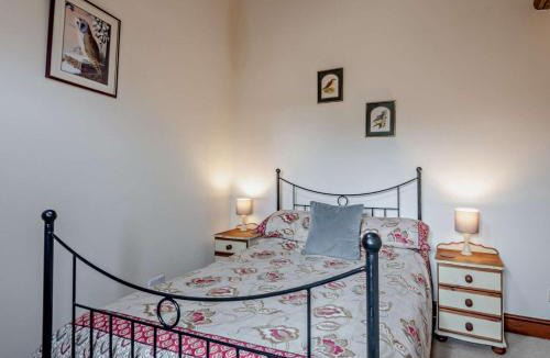 Deepdale House | 2 Bed in Tatterset 77764