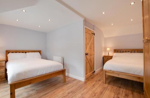 Bontnewydd House | 2 Bed in Tregaron oc-bow289