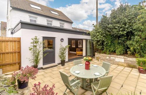 Penryn House | 2 Bed in Treverva 89983