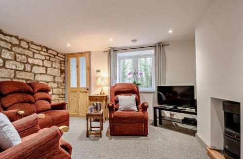 Upton St. Leonards House | 2 Bed in Upton St. Leonards 91603