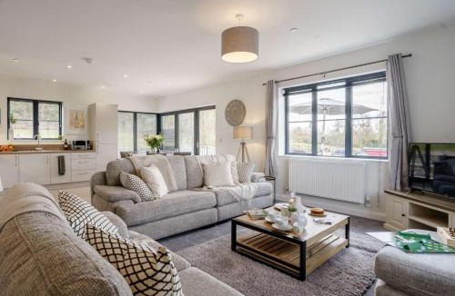 Kemeys Commander House | 2 Bed in Usk 82391