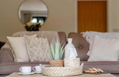 Kemeys Commander Apartment | 2 Bed in Usk 87948