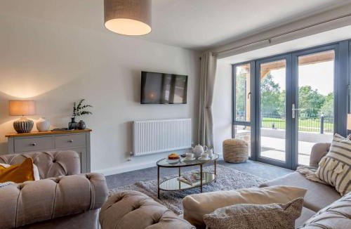 Kemeys Commander House | 2 Bed in Usk- oc-83993